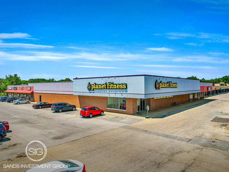 1803-1809 Philo Rd, Urbana, IL for sale - Primary Photo - Image 1 of 10