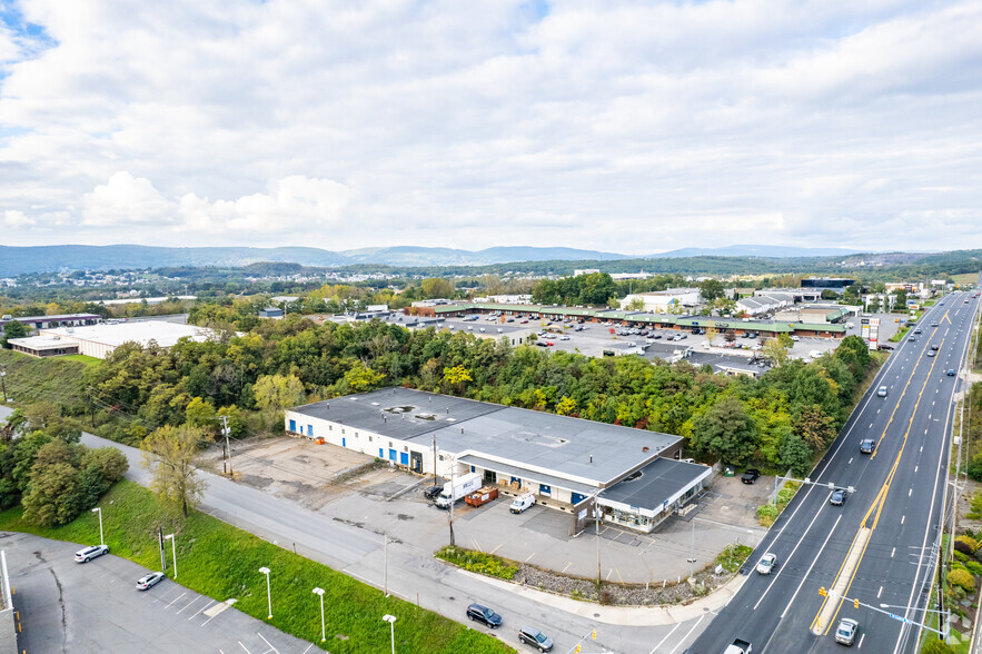 1090 Highway 315 Hwy, Wilkes Barre, PA for lease - Aerial - Image 1 of 15