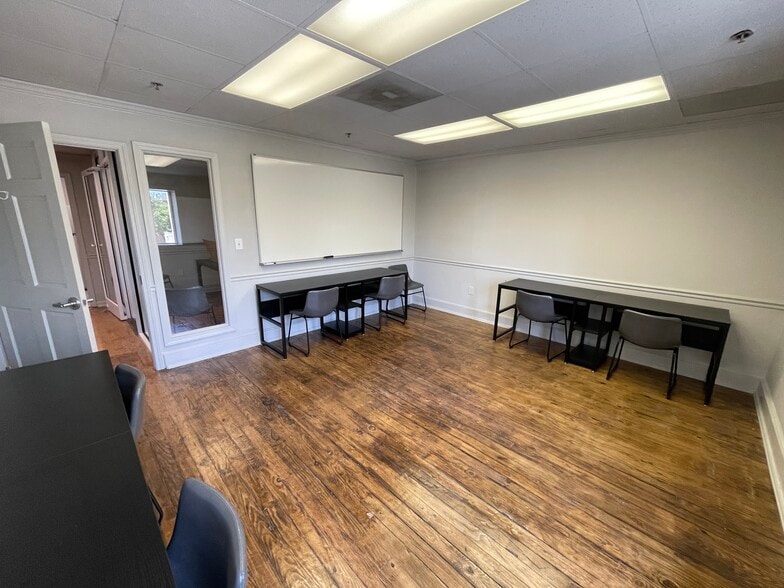200 N Main St, Greenville, SC for lease - Building Photo - Image 3 of 23