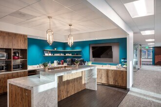 7676 Hazard Center Dr, San Diego, CA for lease Interior Photo- Image 2 of 3