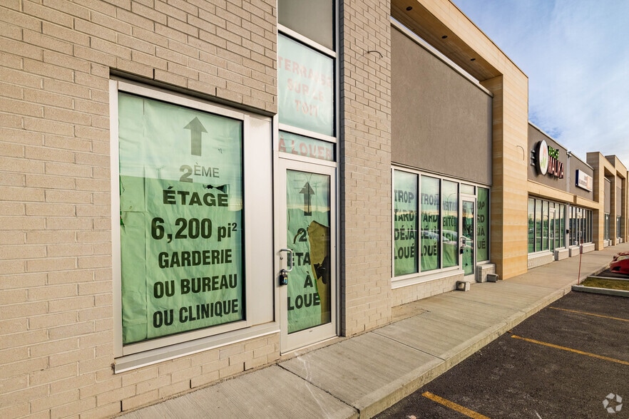 5465-5485 Rue Ramsay, Longueuil, QC for lease - Building Photo - Image 3 of 9