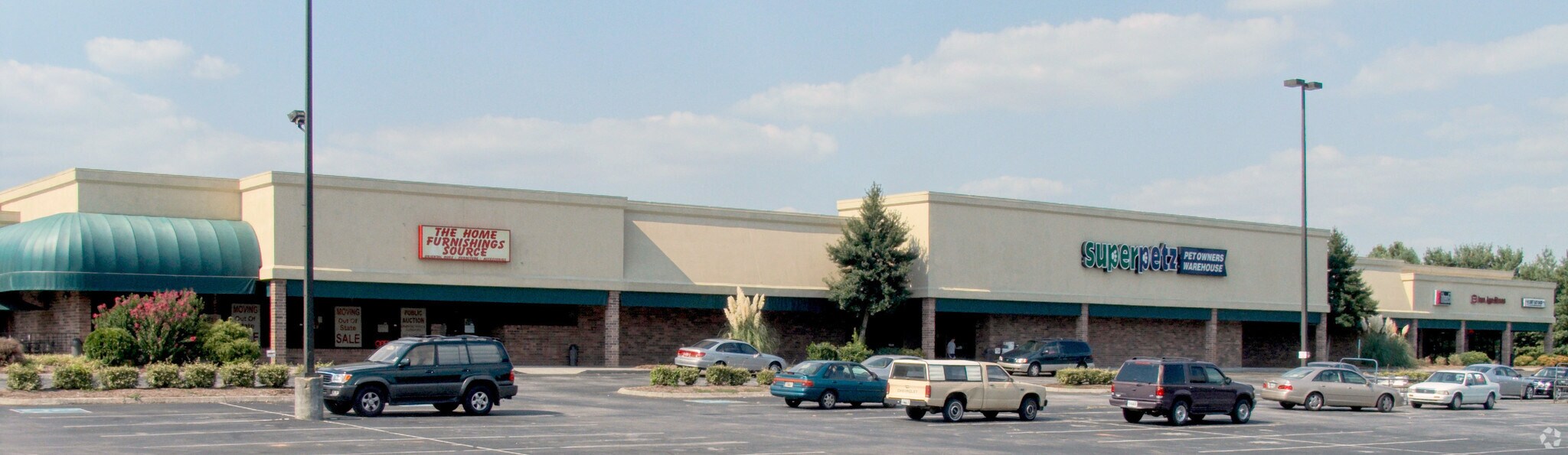 West End Dr, Knoxville, TN à vendre Photo principale- Image 1 de 1