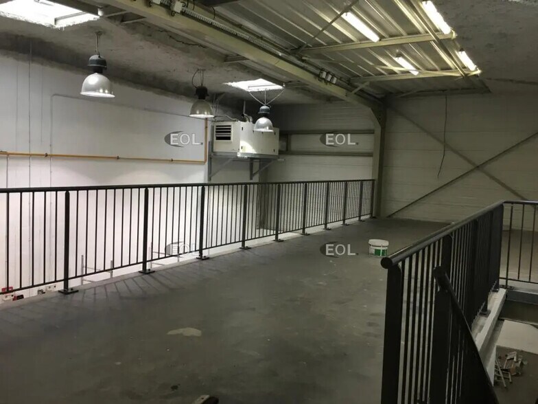 Flex in Choisy-le-Roi for lease - Interior Photo - Image 3 of 6