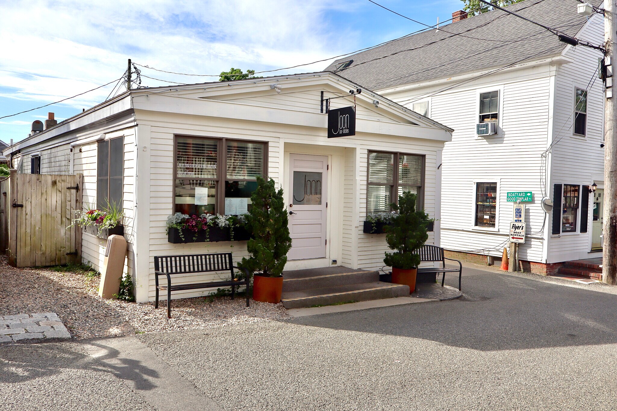 133 Commercial St, Provincetown, MA à vendre Photo du bâtiment- Image 1 de 32