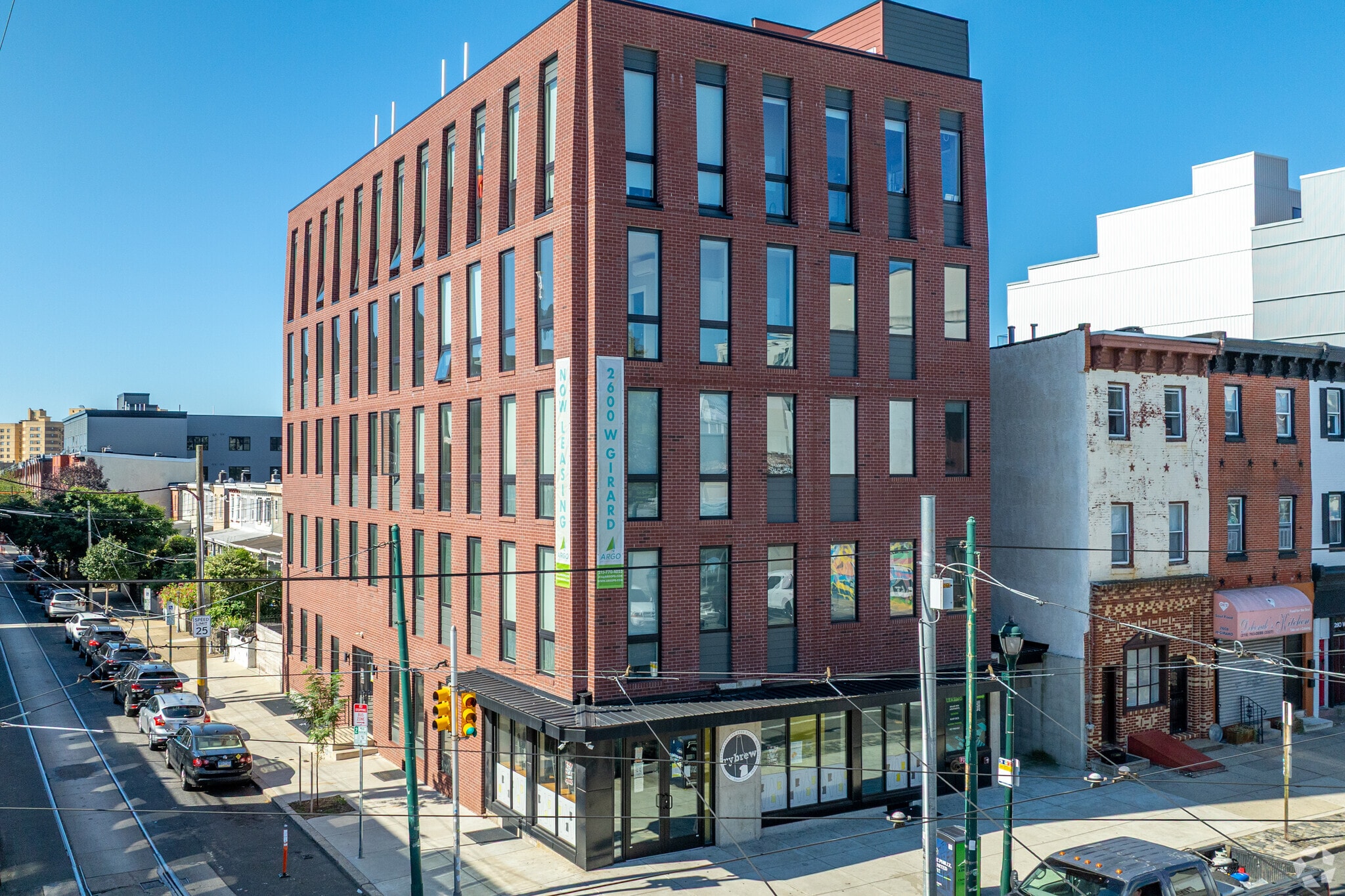 2600 W Girard Ave, Philadelphia, PA for lease Primary Photo- Image 1 of 38