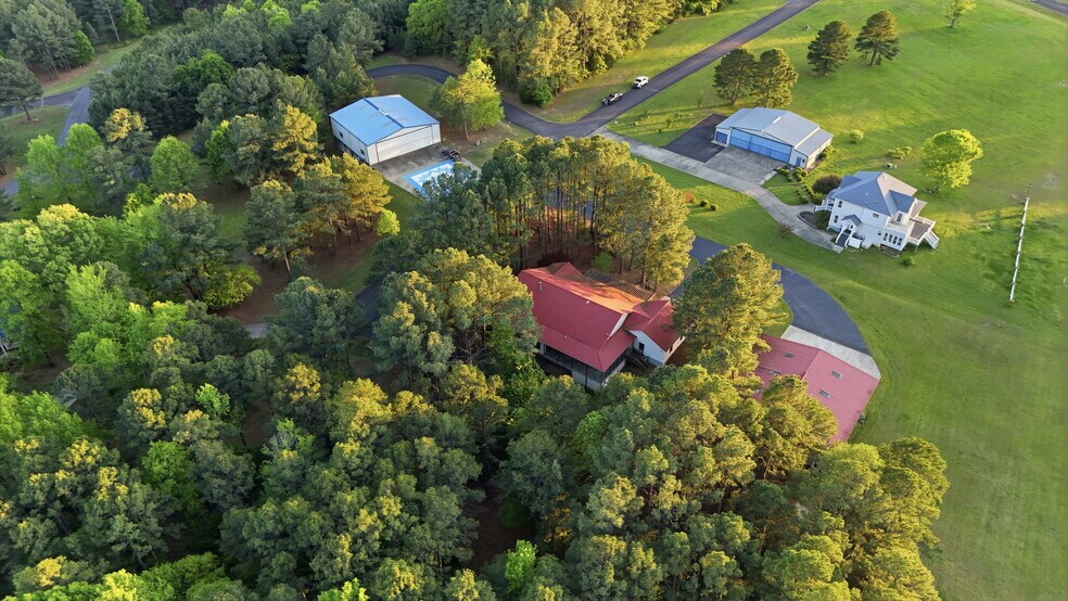 267 Stinson Dr, Clinton, AR à vendre - Photo du bâtiment - Image 2 de 49
