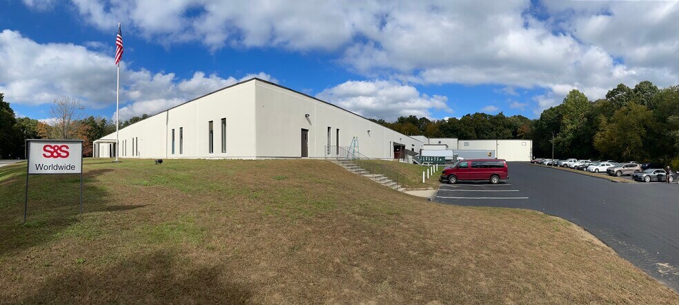 5 Wisconsin Ave, Norwich, CT à vendre - Photo du bâtiment - Image 2 de 24