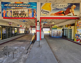 Greenville Ave Drive-Thru Beverage Building - Épicerie