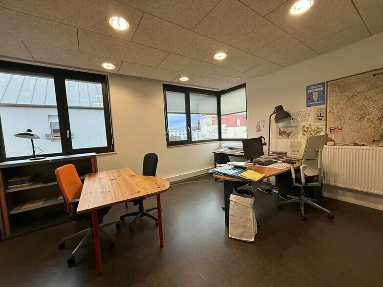 Office in Dijon for lease - Interior Photo - Image 3 of 7