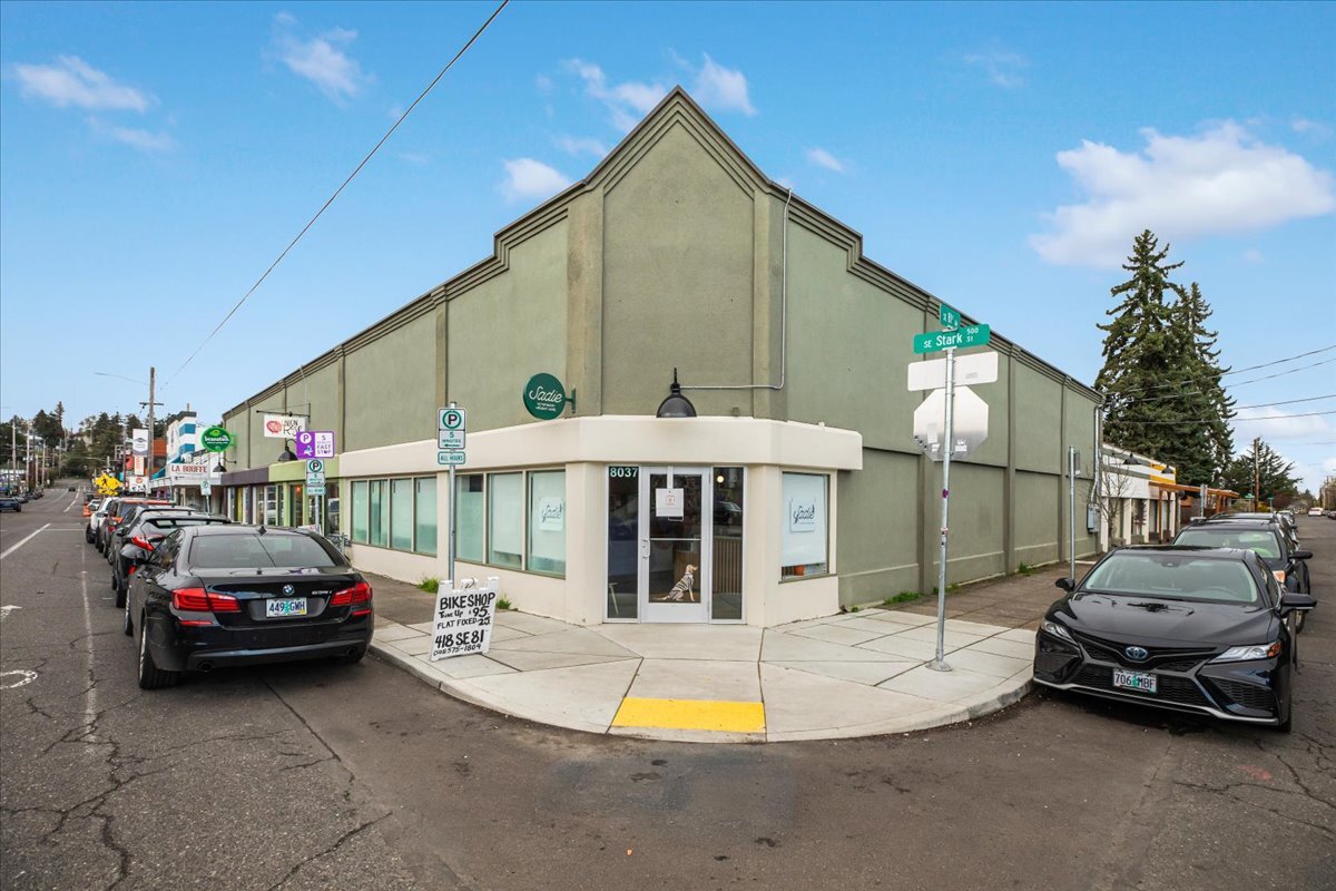 8029-8037 SE Stark St, Portland, OR à vendre Photo principale- Image 1 de 14