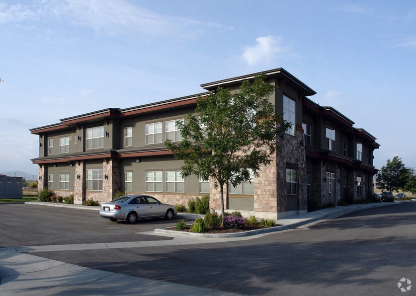 7478 S Campus View Dr, West Jordan, UT for lease - Building Photo - Image 2 of 21