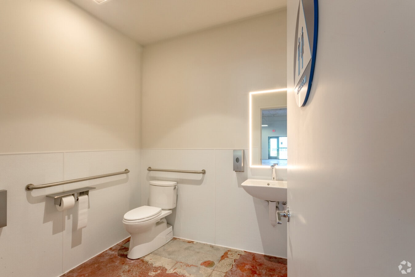 259-261 Moffett Blvd, Mountain View, CA 94043 - Unité 261 -  - Photo intérieure - Image 2 of 6
