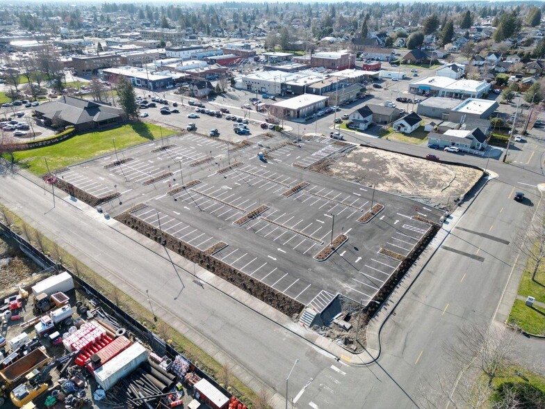 Railroad St, Enumclaw, WA à louer - Photo du b timent - Image 3 de 6