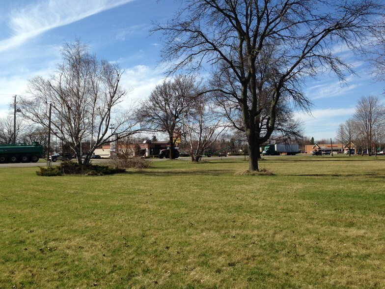 S State Rd, Ionia, MI for lease - Primary Photo - Image 1 of 6