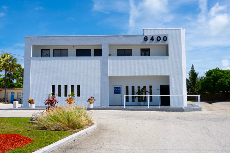 6400 Overseas Hwy, Marathon, FL for lease - Building Photo - Image 2 of 25