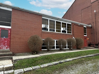 Plus de détails pour 715 S Arch Ave, Alliance, OH - Spécialité à vendre