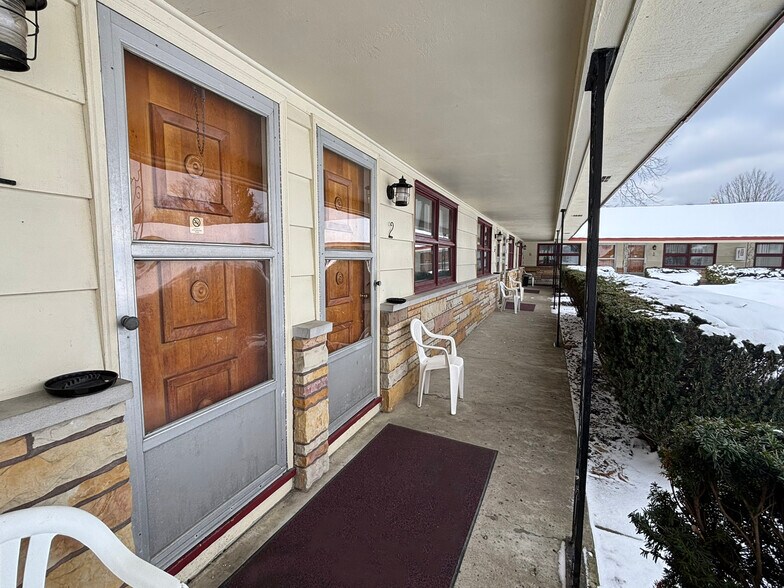 212 Buffalo St, Gowanda, NY à vendre - Photo principale - Image 1 de 18