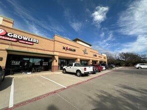 500 Flower Mound Rd, Flower Mound, TX for lease Interior Photo- Image 2 of 12