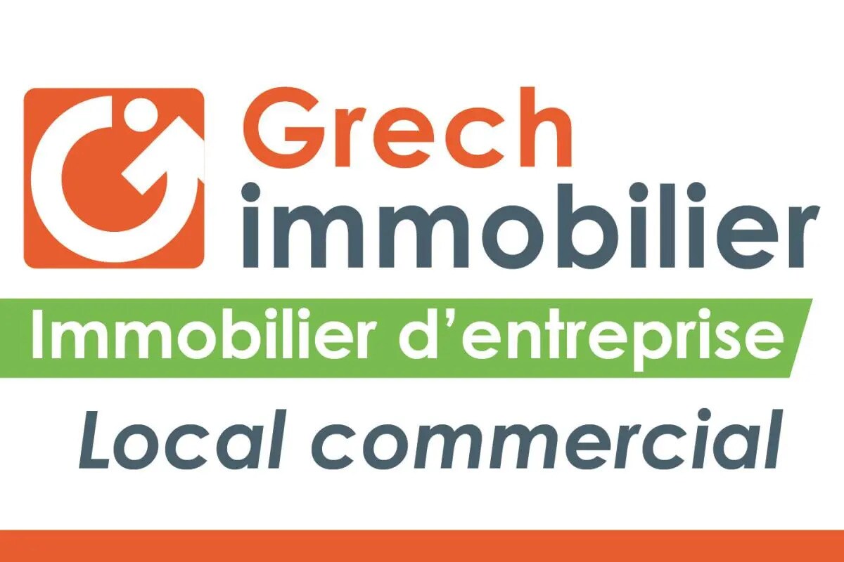 Retail in Sainte-Maxime for lease Building Photo- Image 1 of 2