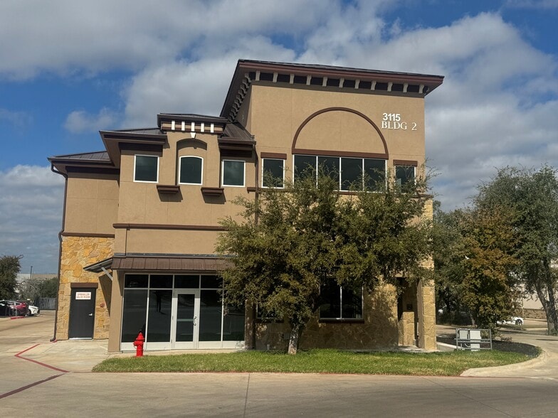 3115 Kenai Dr, Cedar Park, TX for lease - Building Photo - Image 3 of 21