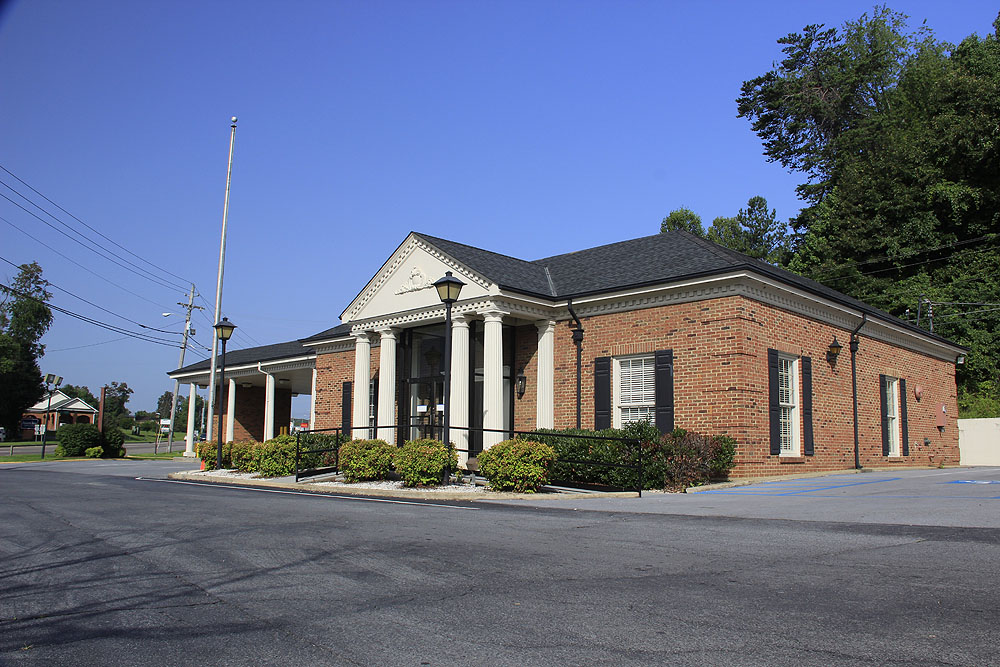 401 E Jackson Blvd, Jonesborough, TN à vendre Photo principale- Image 1 de 1