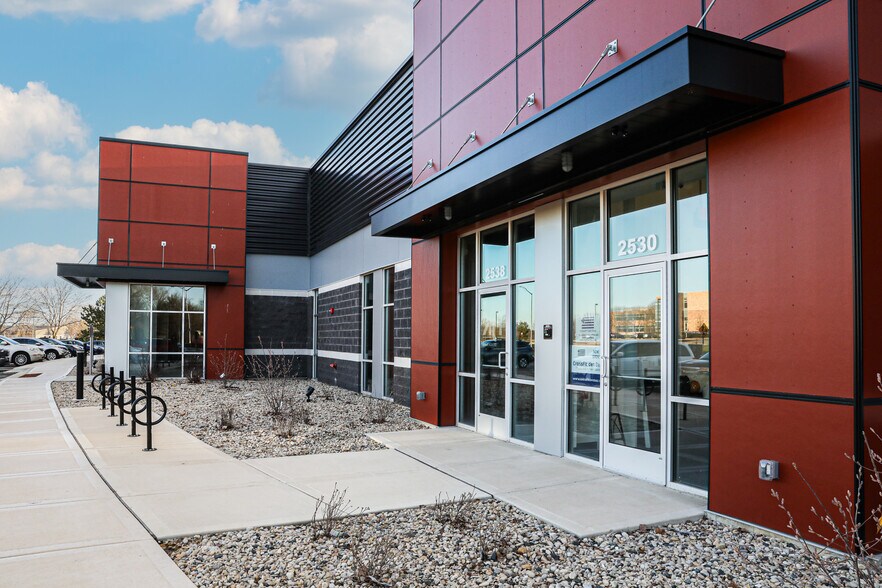 2530 Agriculture Dr, Madison, WI for sale - Building Photo - Image 2 of 4