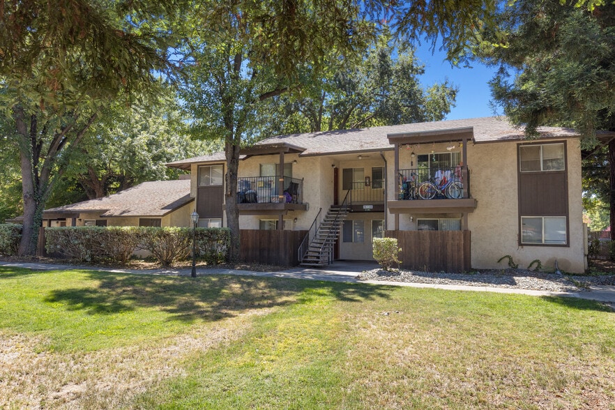 711 W East Ave, Chico, CA for sale - Building Photo - Image 3 of 18