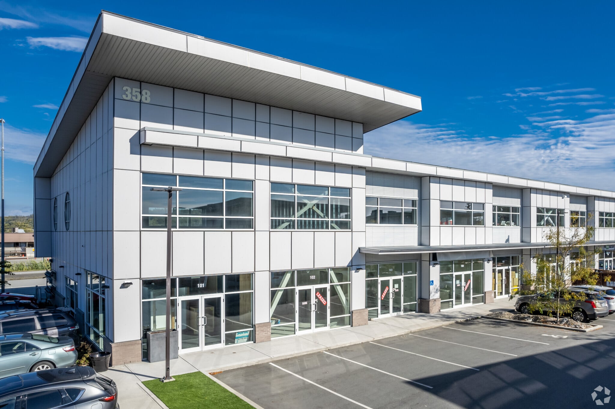 358 175A St, Surrey, BC for sale Primary Photo- Image 1 of 5
