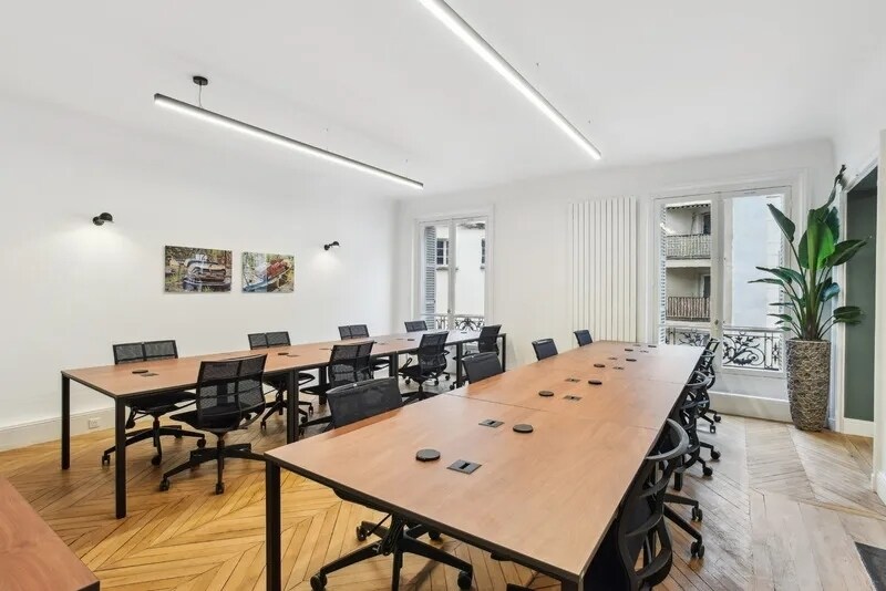 10 Rue Du Mail, Paris for lease - Interior Photo - Image 3 of 9