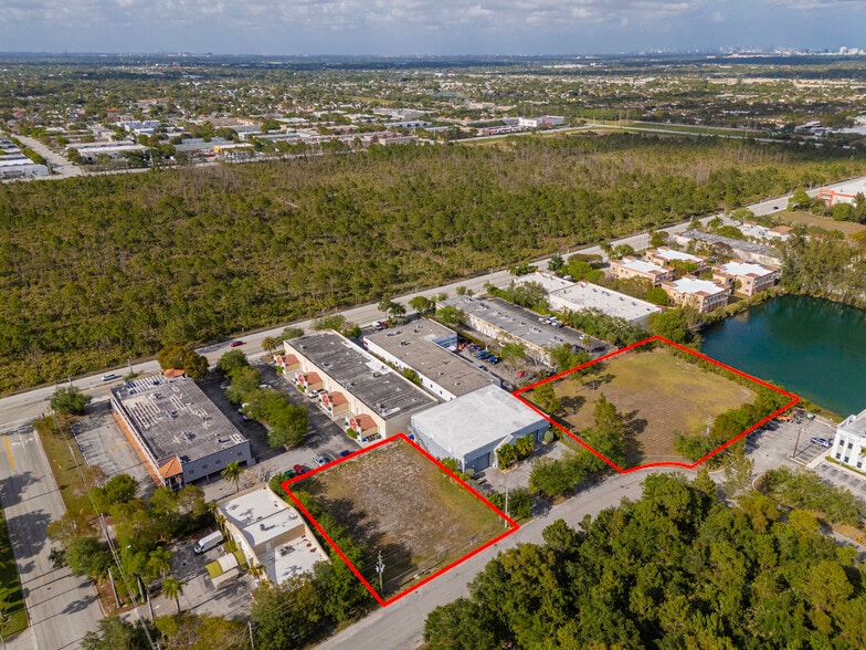 130XX Southwest 129th Terrace, Miami, FL à vendre - Aérien - Image 2 de 3