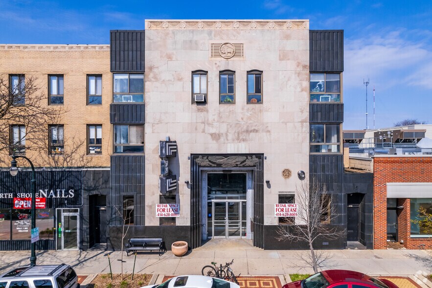 4001-4015 N Oakland Ave, Milwaukee, WI à louer - Photo du bâtiment - Image 2 de 28