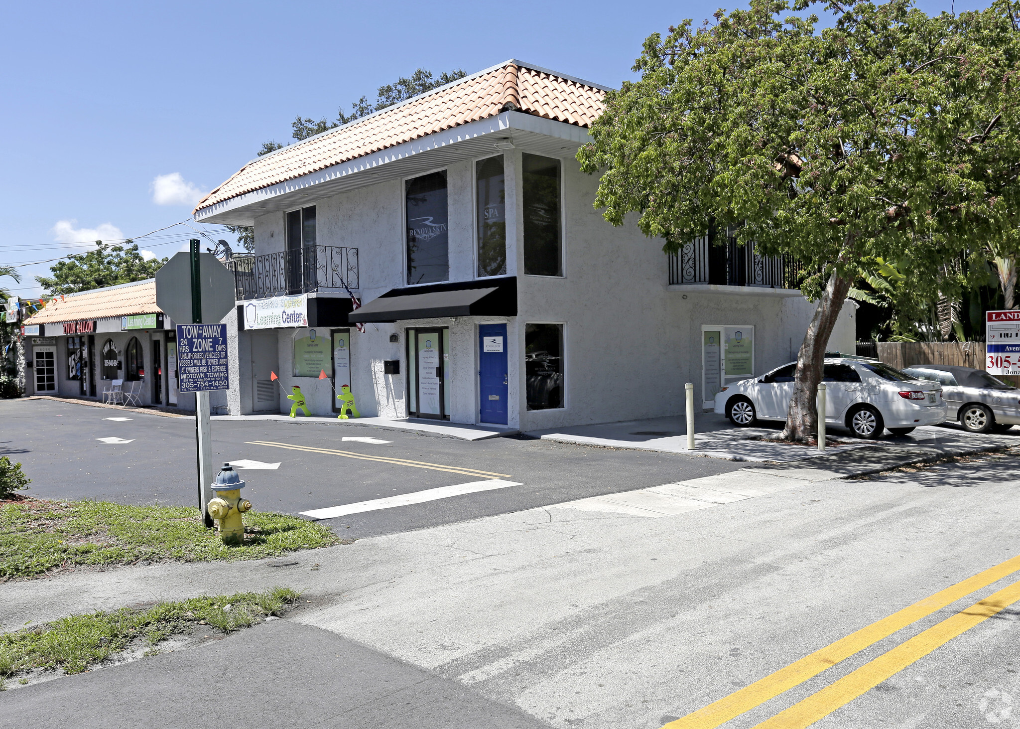 18050 W Dixie Hwy, North Miami Beach, FL for sale Primary Photo- Image 1 of 1