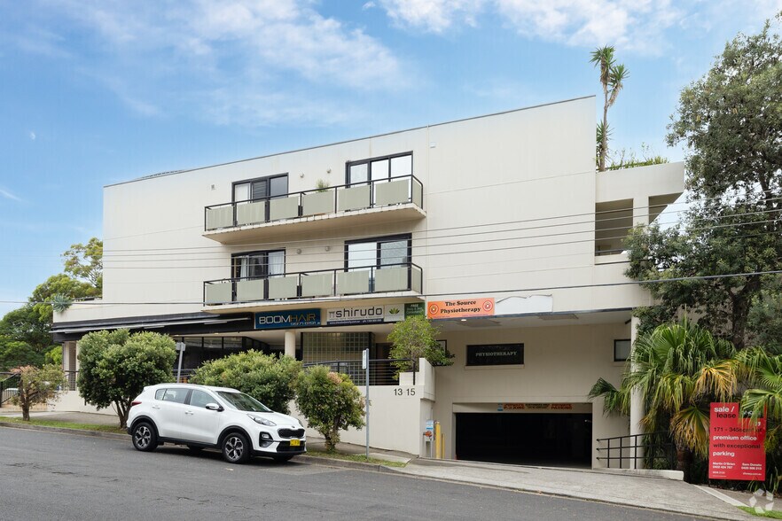 13-15 Francis St, Dee Why à louer - Photo principale - Image 1 de 3