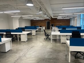 5815-5825 W Sunset Blvd, Hollywood, CA for lease Building Photo- Image 2 of 3