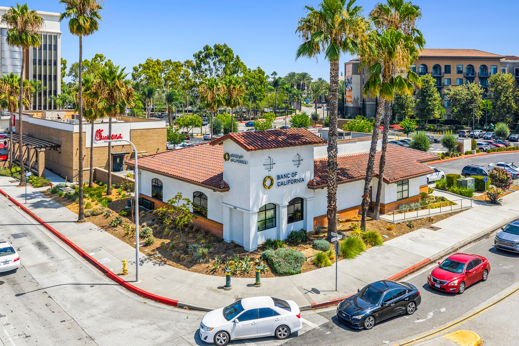 220 S Vincent Ave, West Covina, CA for sale Primary Photo- Image 1 of 1