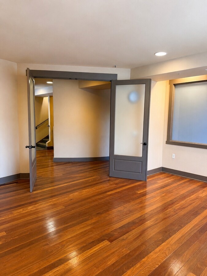 1030 Seminary St, Napa, CA 94559 - Unit C - - Interior Photo - Image 1 of 10