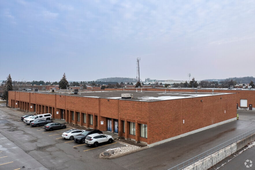 131 Citation Dr, Vaughan, ON for lease - Building Photo - Image 2 of 4