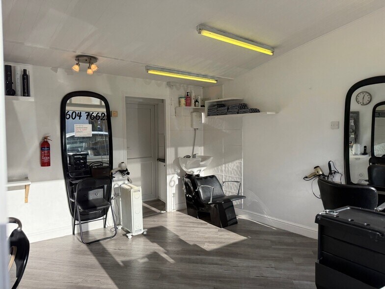 2 High St, Hardingstone à vendre - Photo intérieure - Image 3 de 3