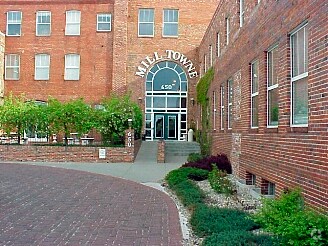 650 J St, Lincoln, NE for lease - Building Photo - Image 2 of 17