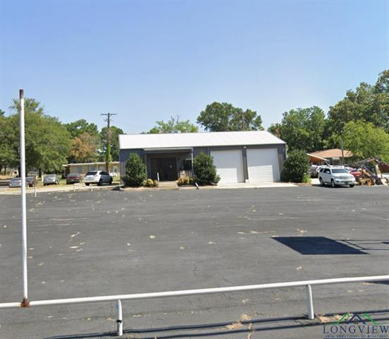 801 Broadway Ave, Gladewater, TX à vendre - Photo du bâtiment - Image 2 de 4