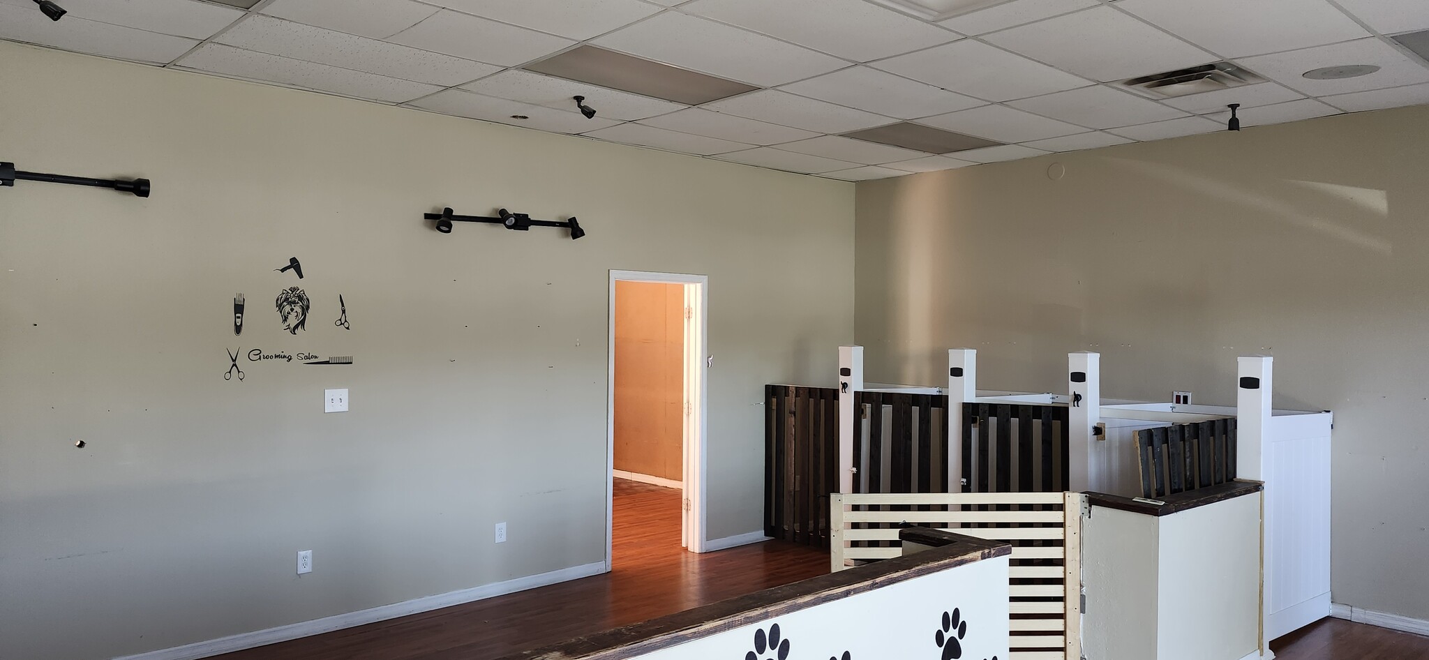 18450-18478 N U.S. Highway 41, Lutz, FL for lease Interior Photo- Image 1 of 6