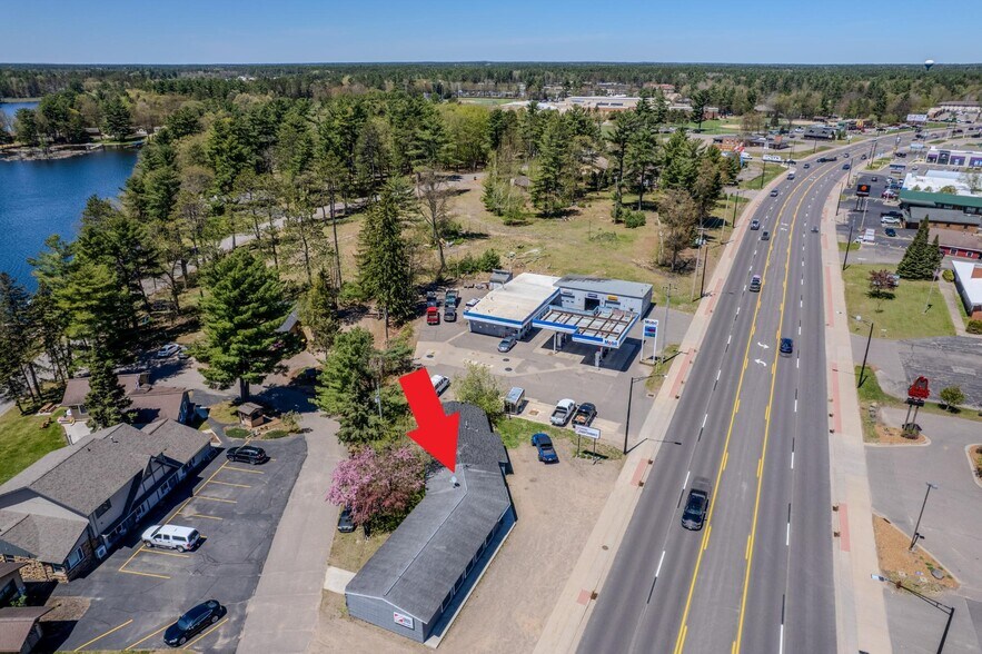 8621 Highway 51, Minocqua, WI à vendre - Photo du bâtiment - Image 1 de 11