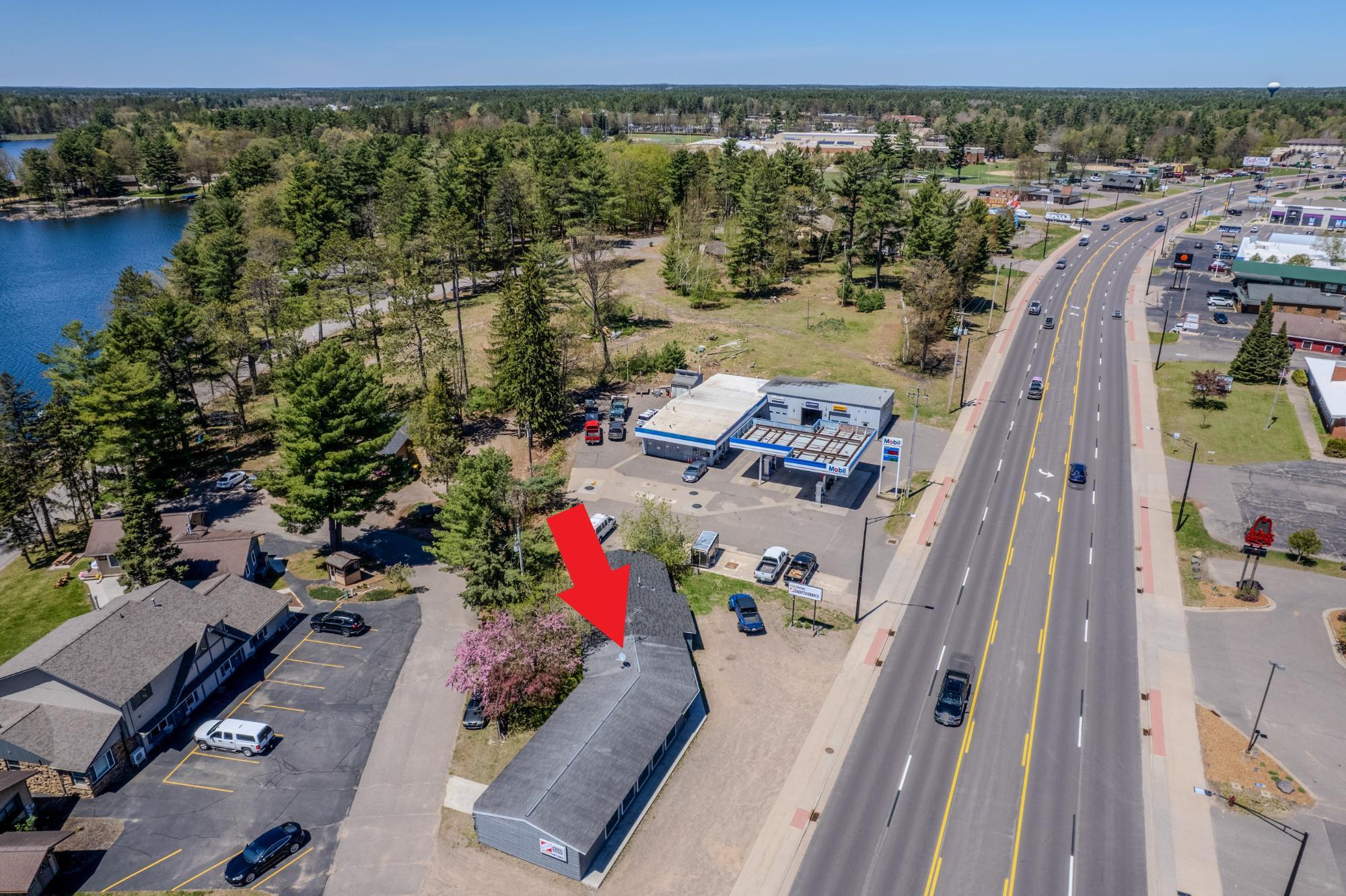8621 Highway 51, Minocqua, WI à vendre Photo du bâtiment- Image 1 de 12