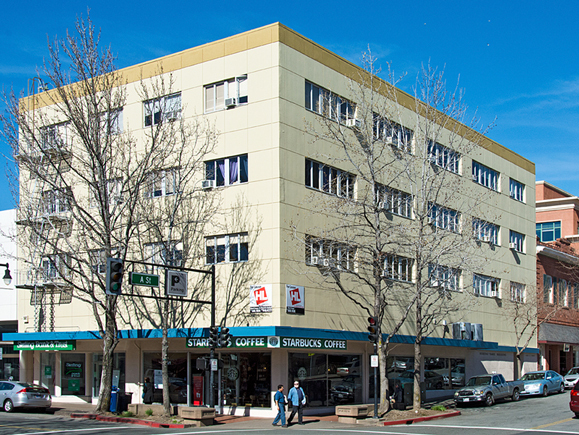 1005 A St, San Rafael, CA à louer Photo du bâtiment- Image 1 de 2