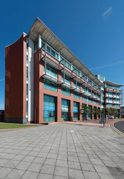 Pierhead St, Cardiff à louer - Photo du bâtiment - Image 1 de 8