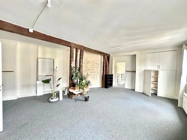 21 Rue Du Faubourg Saint-Antoine, Paris for lease - Interior Photo - Image 2 of 53