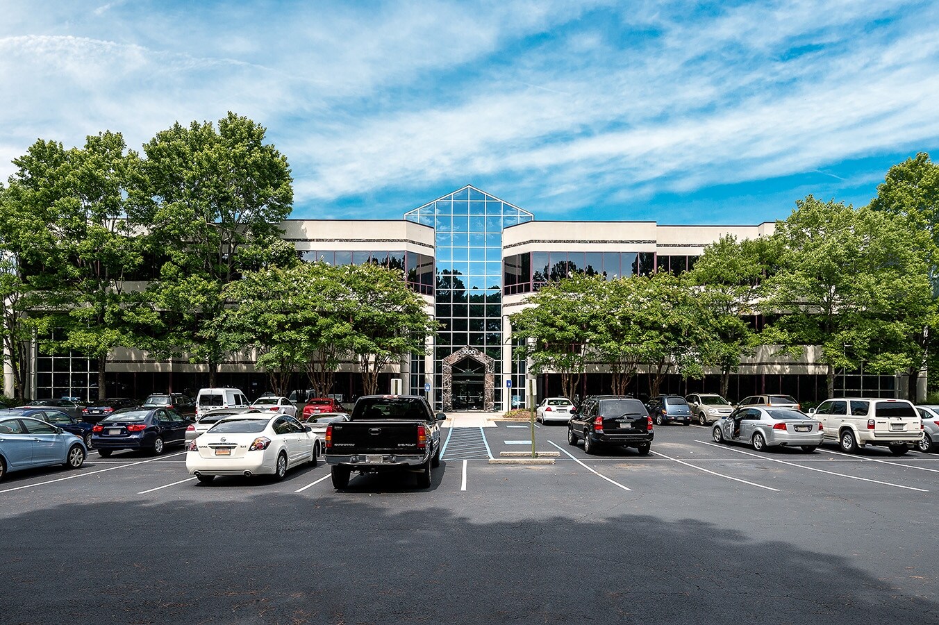 3000 Corporate Center Dr, Morrow, GA for lease Building Photo- Image 1 of 14