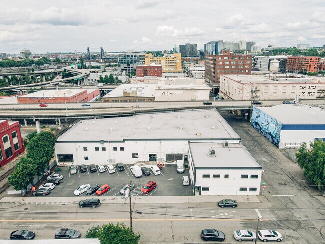 More details for 111-115 SE Yamhill St, Portland, OR - Industrial for Lease