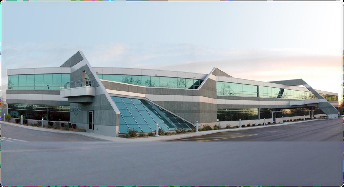 550 3 Mile Rd NW, Walker, MI à louer Photo principale- Image 1 de 2