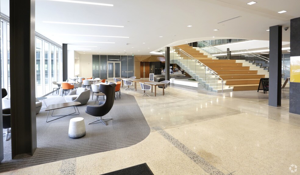 785 Arbor Way, Blue Bell, PA à louer - Hall d’entrée - Image 3 de 14